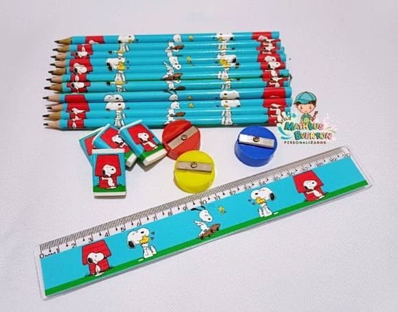 35 Kits Lápis, Borracha, Régua e Apontador Snoopy
