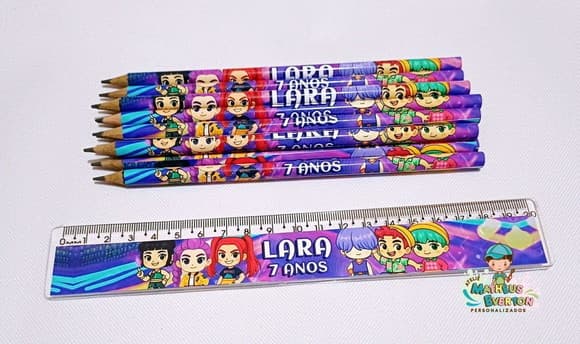 50 Kits Lápis e Régua Personalizado Guerreiras de K-pop Cute