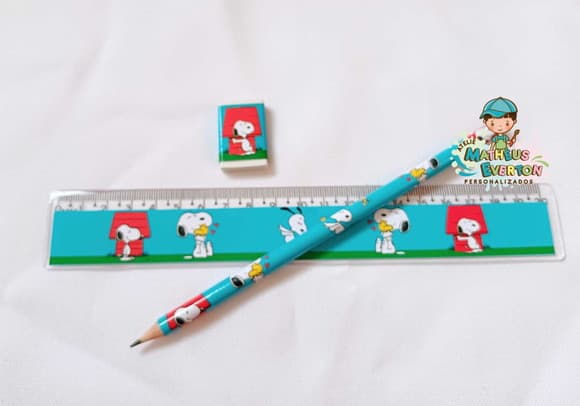 30 Kits Lápis, Régua e Borracha Personalizado Snoopy