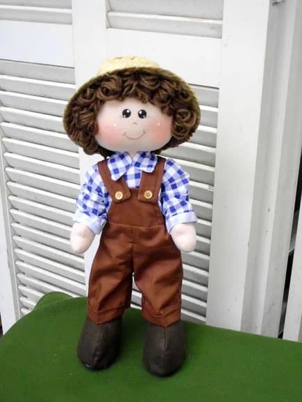 Boneco Caipira - Coleção Fazendinha