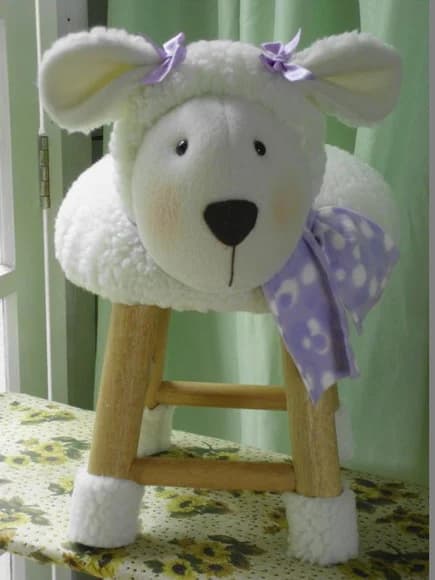 Banquinho de Ovelhinha