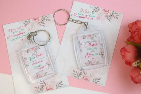 Card com Chaveiro Dia da Mulher Lembrancinha - foto 1