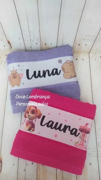 Toalhinha Escolar Personalizada Capivara/skye 2 Unidades