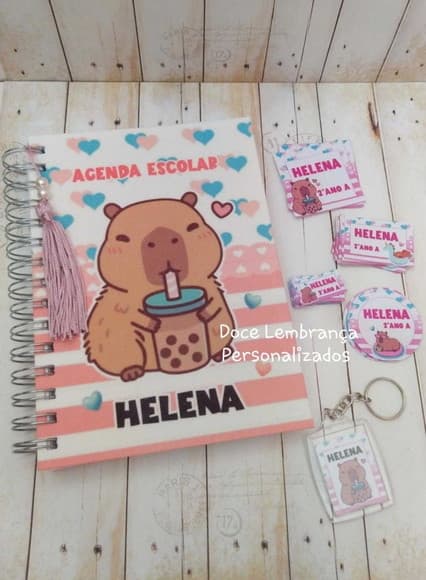 Kit Escolar Agenda e Etiqueta Personalizada Capivara
