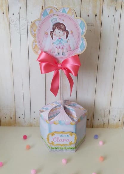 Centro de Mesa Circo Rosa Personalizado - foto 1