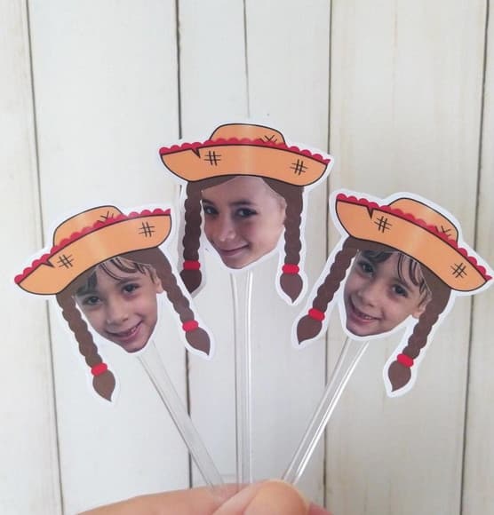 Topper para Docinhos com Rostinho Chapéu Festa Junina Menina