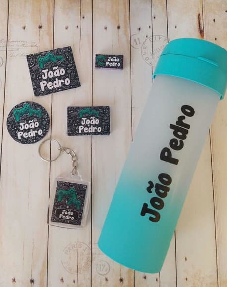 Kit Escolar Etiquetas, Chaveiro,garrafa Acqua Bio Vídeo Game