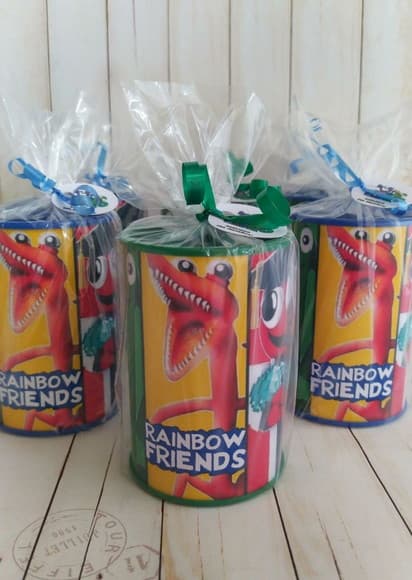 Cofrinho Raibow Friends Personalizados Embalados