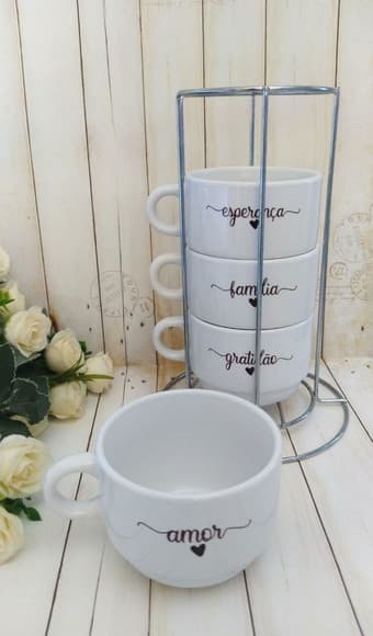 Torre Xícaras com Frase Personalizada - foto 1