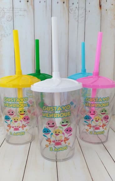 Copo Twister com Canudo Baby Shark - foto 1