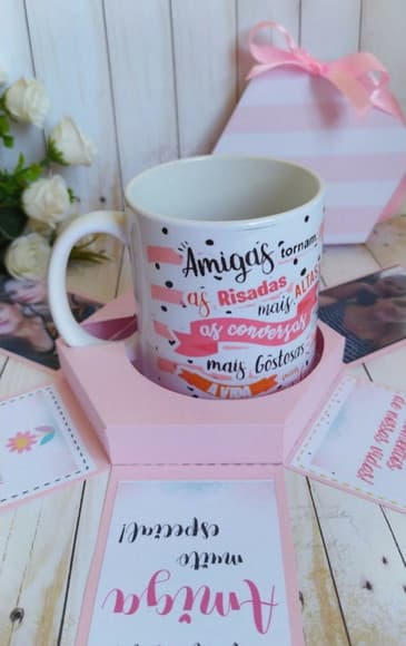 Caixa surpresa com caneca amigas - foto 1