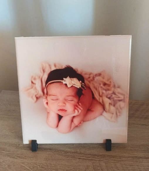 Azulejo Decorativo Personalizado com Foto Bebê Nascimento - foto 1